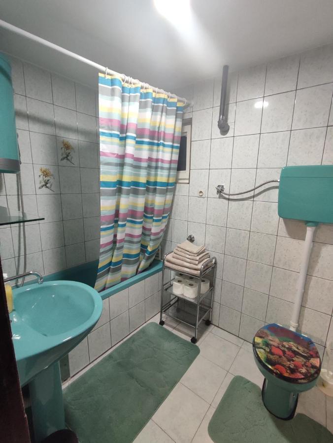 Apartman Adna Kulen Vakuf Exterior photo